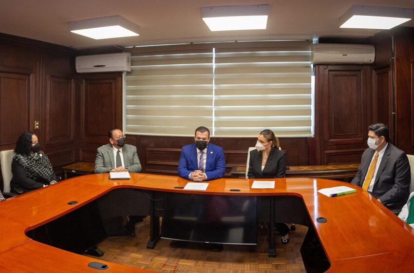  Presenta Rector equipo UAT U-NIDO